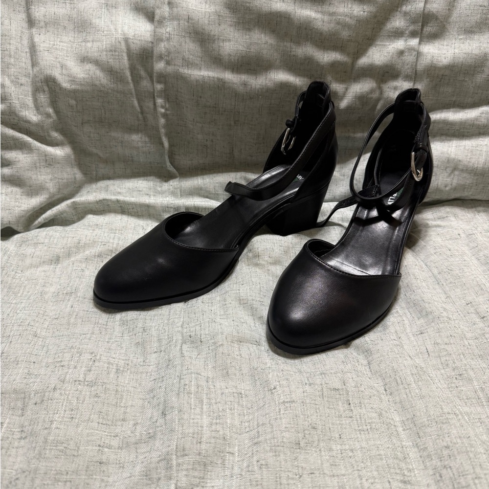 Matt&Nat Black Heels